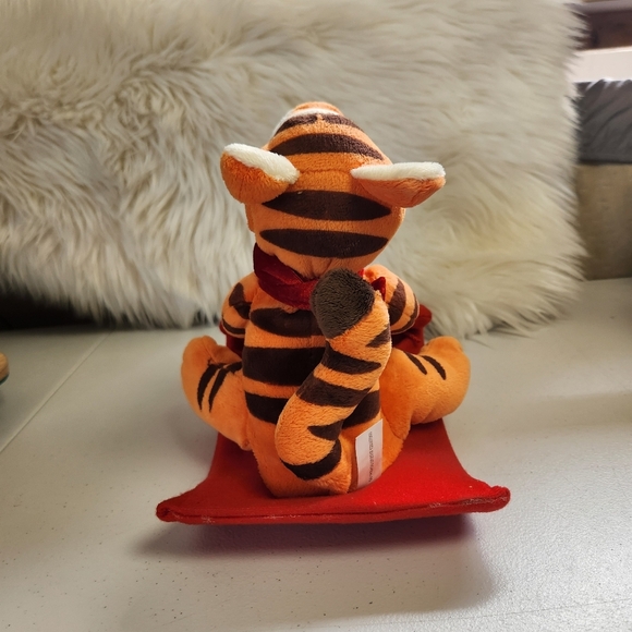 Tigger Disney Lights Sounds Moving Christmas Plush Jingle Bells Singing Pooh - Picture 5 of 8